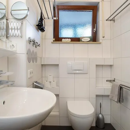 Gaestehaus Heinemann - Og1 *