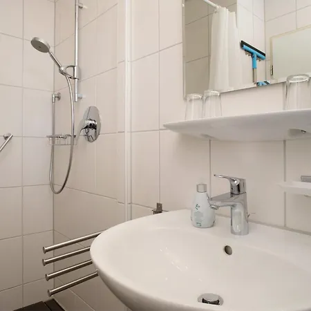 Gaestehaus Heinemann - Og1 * לנגנרגן